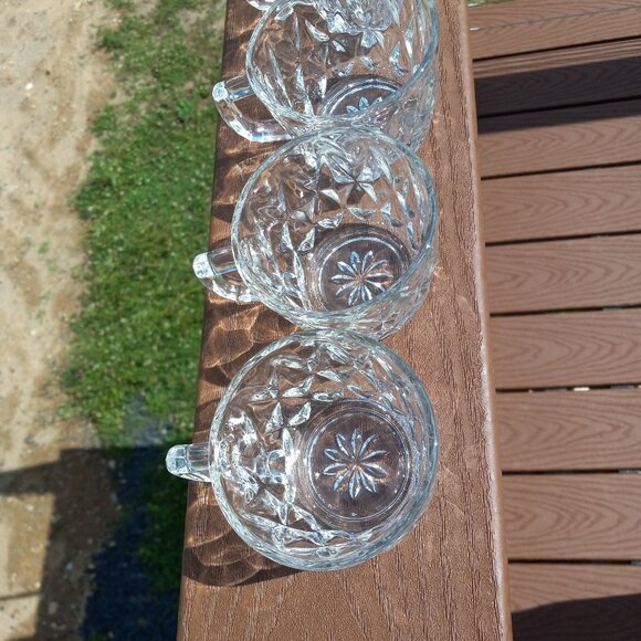 Vintage Anchor Hocking Crown Point Punch Glasses Cups Set of 7 - Picture 16 of 16